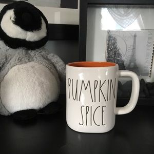 Brand New PUMPKIN SPICE Rae Dunn Fall 2018 Mug